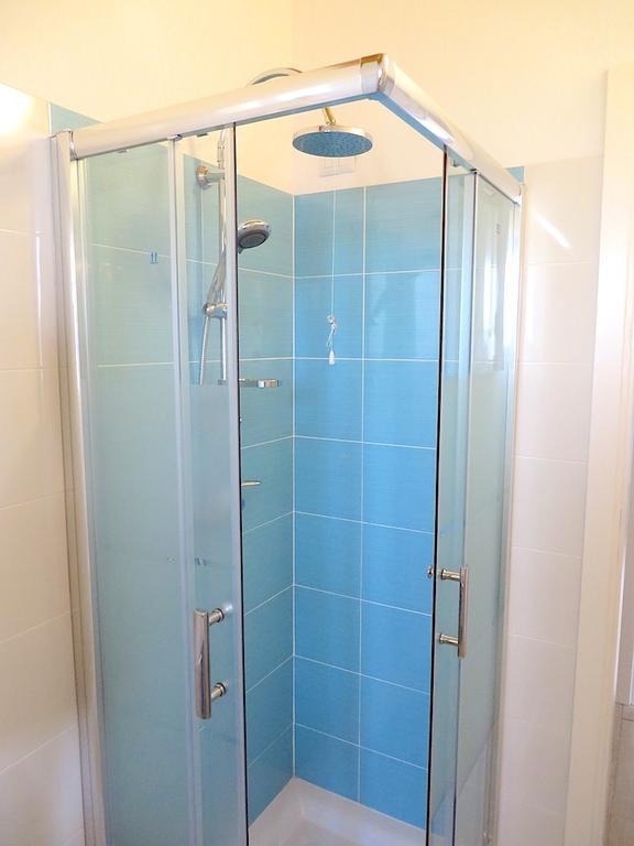 Kenya Apartment Стреза Екстериор снимка